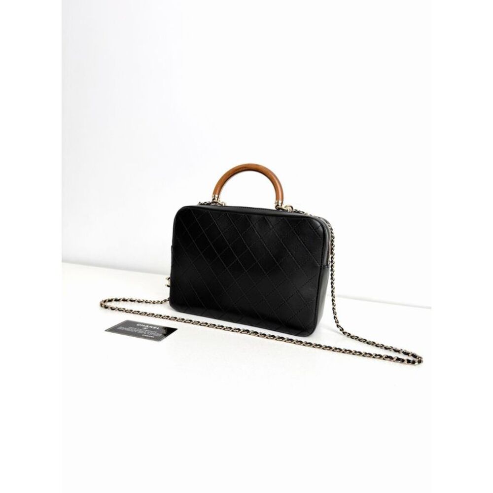 Chanel Women Pre-Loved Bag Very Good Condition